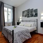 4bnb - Otranto Vatican * روما