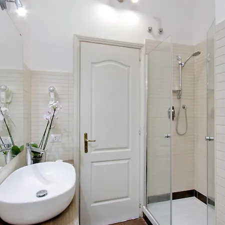 4bnb - Otranto Vatican Рим